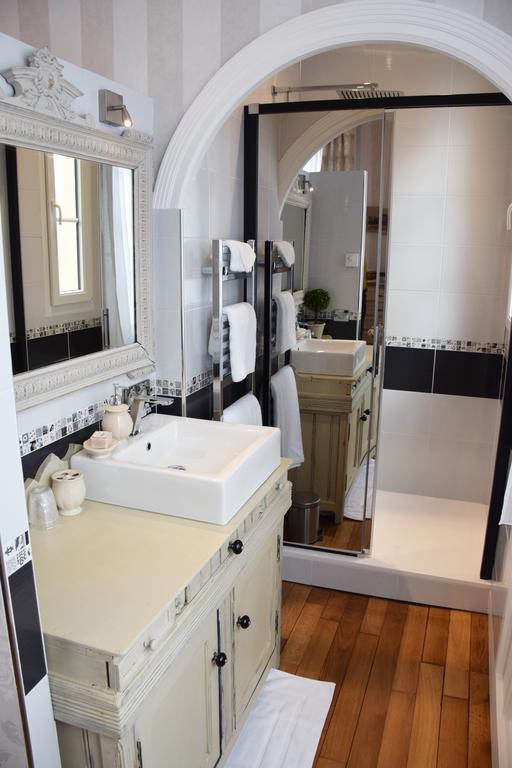 La Porte De Bretagne Peronne  Room photo
